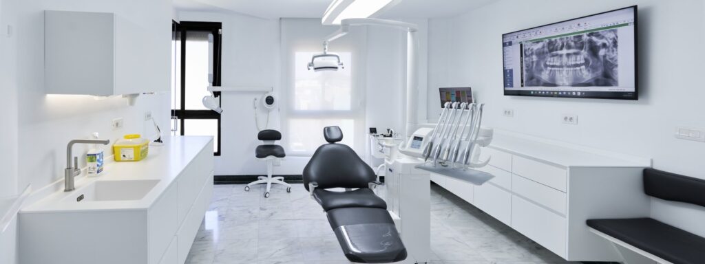 Clínica Dental Manuel Marín